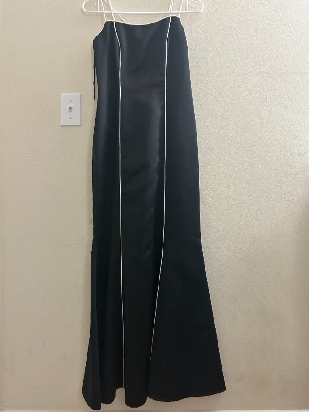 Vintage 90s All That Jazz Black White Piping Strappy Back Mermaid Gown 7/8
